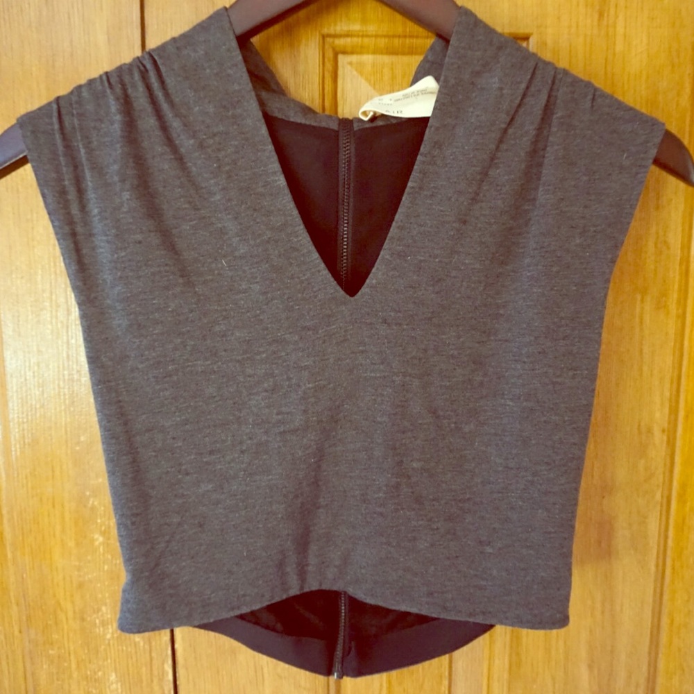 Alice + Olivia Jori Scoop Neck Crop Top